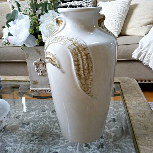 EXQUISITE Massive CENTERPIECE Vintage VASE